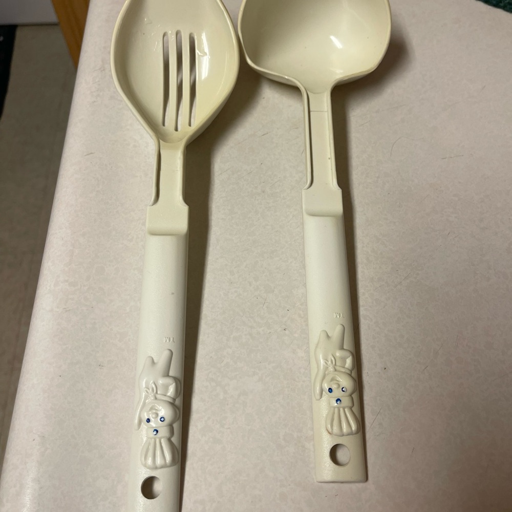 Vintage Pillsbury Dough boy Untesils